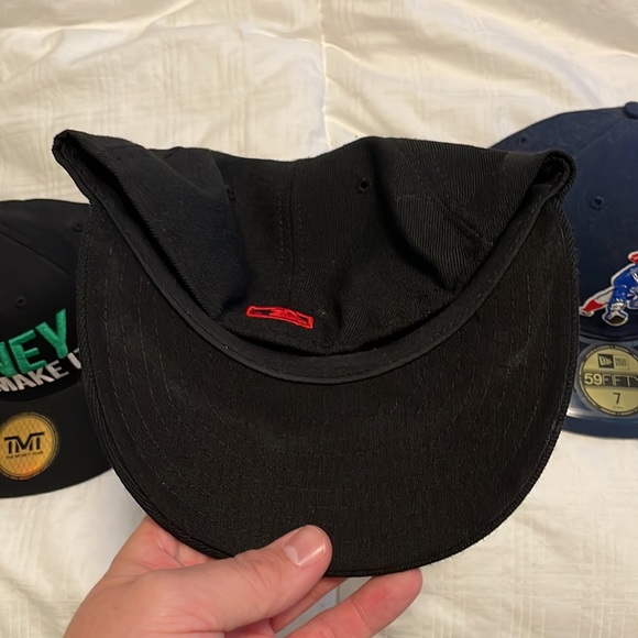 New Era/ SnapBack Fitted Hats - Picture 12 of 16